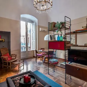 Appartement 1910, Bari